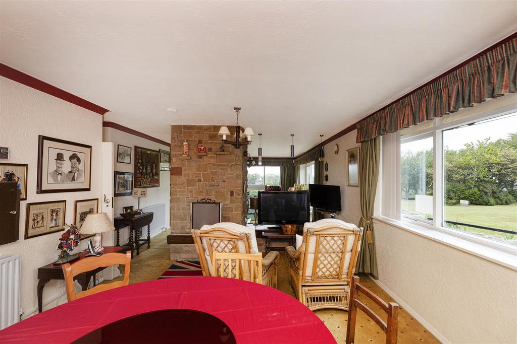 Bramleys Estate Agents - Pinfold Lane - Fixby (6).