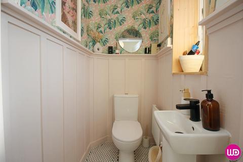 undefined, Newcastle Upon Tyne NE5