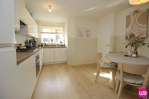 undefined, Newcastle Upon Tyne NE5