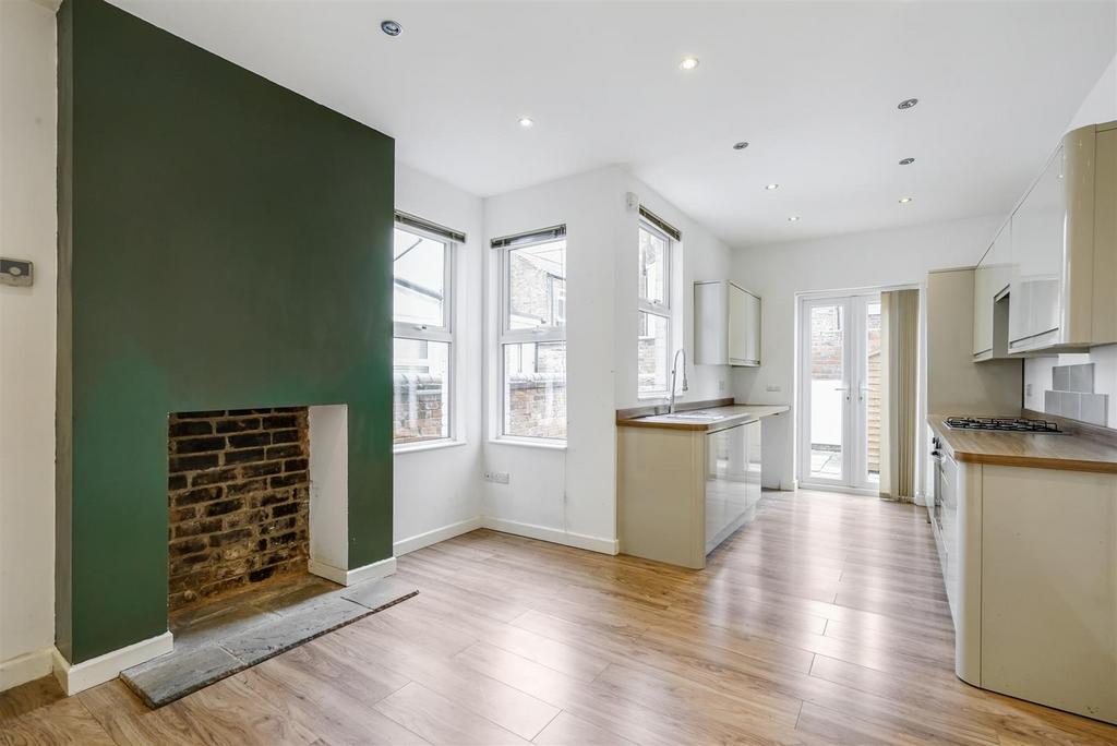 Dining/Sitting Room