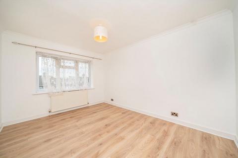 undefined, Boston Road, London W7