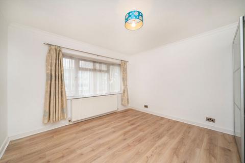 undefined, Boston Road, London W7