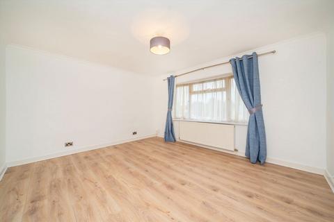 undefined, Boston Road, London W7