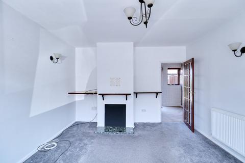 2 bedroom terraced house for sale, Usk Road, Aveley RM15