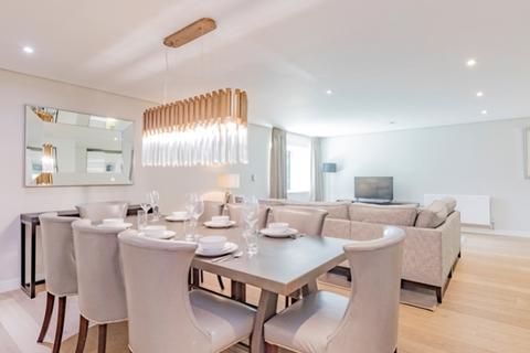 3 bedroom flat to rent, 4 Merchant Square East, London W2