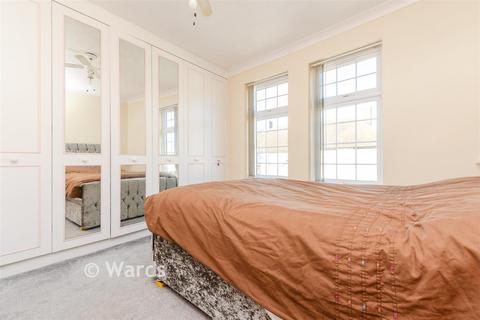 1 Brook Road, Northfleet, Gravesend, DA11 8RQ