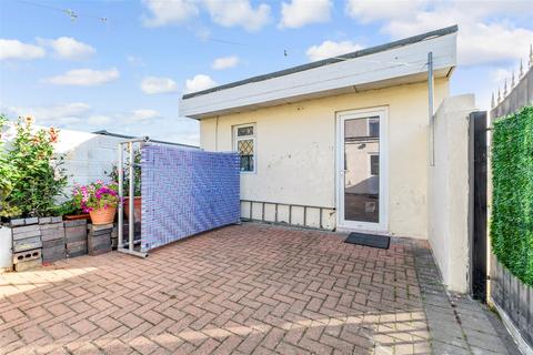 1 Brook Road, Northfleet, Gravesend, DA11 8RQ