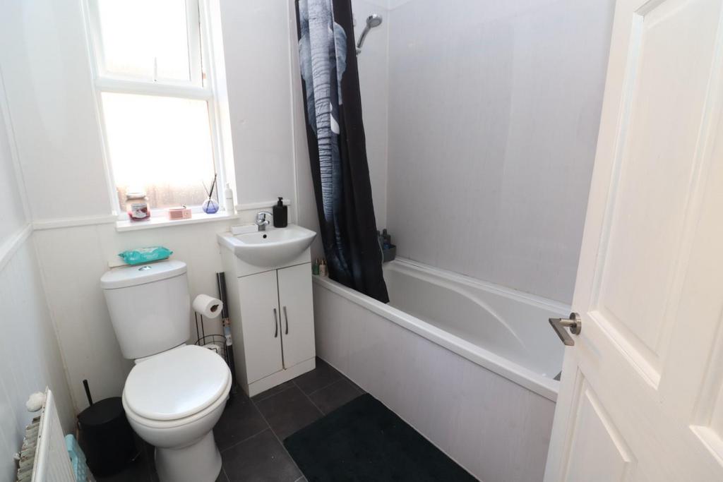 Bathroom / WC