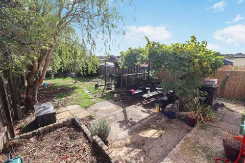 undefined, St. Margarets Avenue, Rushden NN10