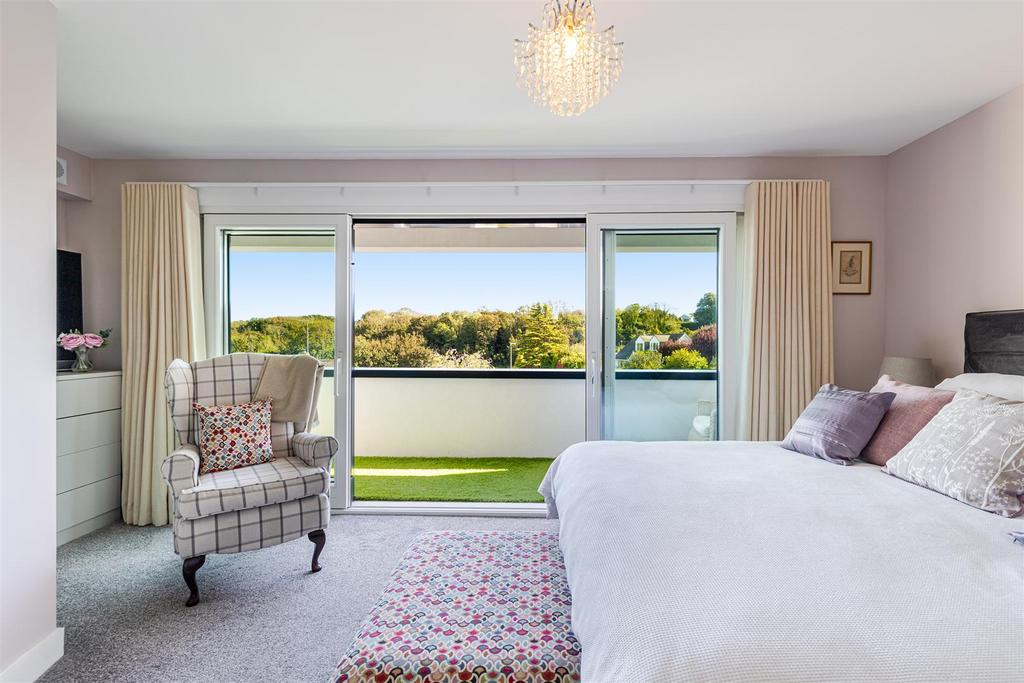A42 - Broadsands, Flat 4 - 250922.jpg