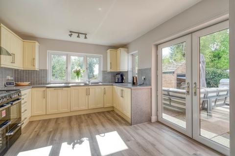 undefined, Barkers Lane, Wythall, B47