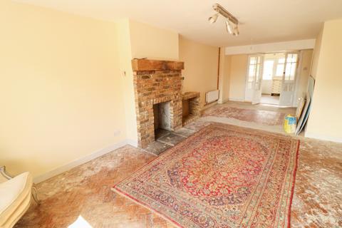 3 bedroom terraced house for sale, Brennan Road, Tilbury RM18