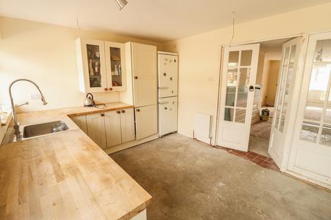 3 bedroom terraced house for sale, Brennan Road, Tilbury RM18