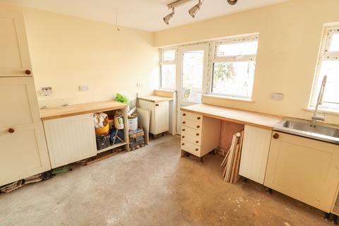 3 bedroom terraced house for sale, Brennan Road, Tilbury RM18