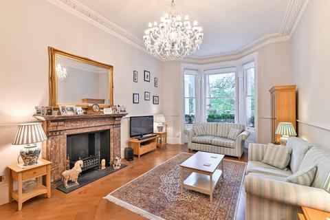 2 bedroom flat for sale, Courtfield Gardens, South Kensington, London