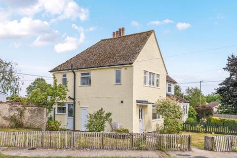 3 bedroom semi-detached house to rent, Brizewood,  Carterton,  OX18
