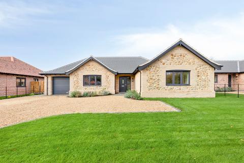 undefined, Three Bedroom Bungalow at Shrubland Drive in Beetley