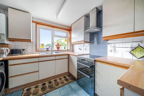 undefined, Shelley Close, Basingstoke RG24 9BZ