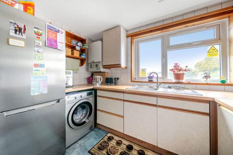 undefined, Shelley Close, Basingstoke RG24 9BZ