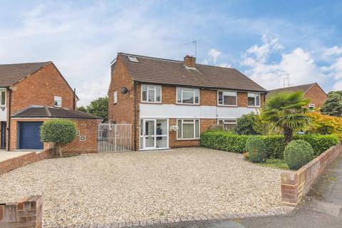 undefined, Whitehouse Way, Iver SL0