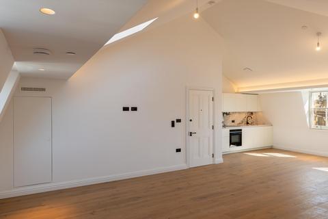 2 bedroom apartment for sale, Porchester Gardens, Bayswater, London, W2 4DF