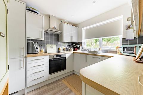 2 bedroom end of terrace house for sale, Daffodil Walk, Hemsby