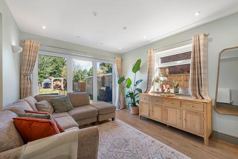 3 bedroom semi-detached house for sale, Cambridge Road, WALTON-ON-THAMES, KT12