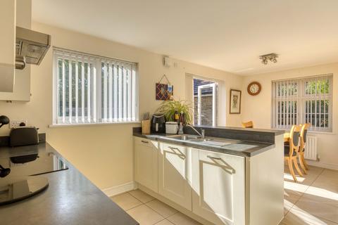 14 Ginger Place, Bathpool, Taunton, TA2 8FE