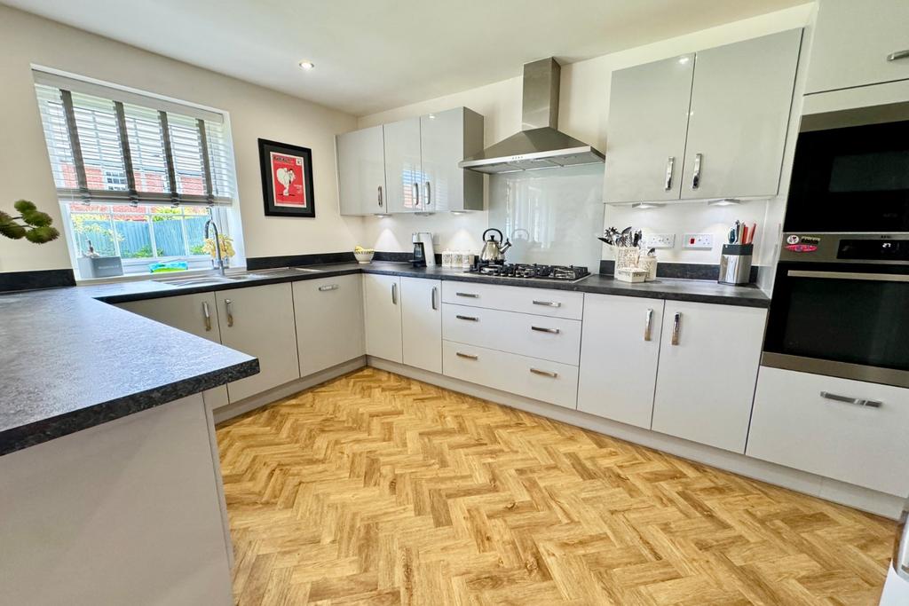 Kitchen/Family Room