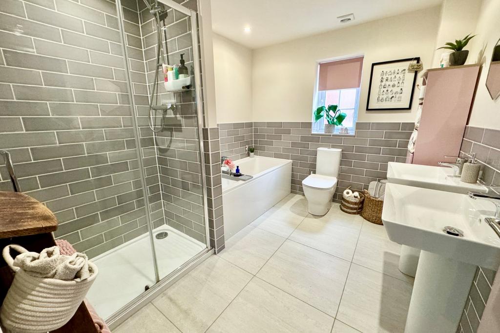 Ensuite