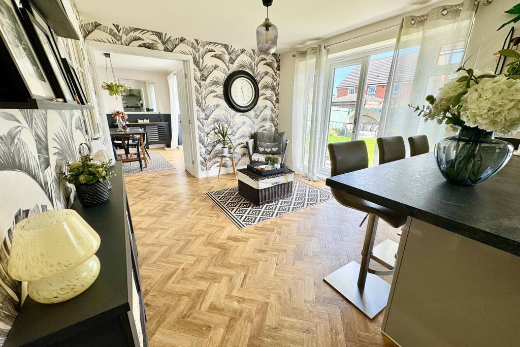 Kitchen/Family Room
