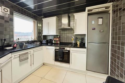 2 bedroom apartment to rent, Princes Reach, Preston PR2