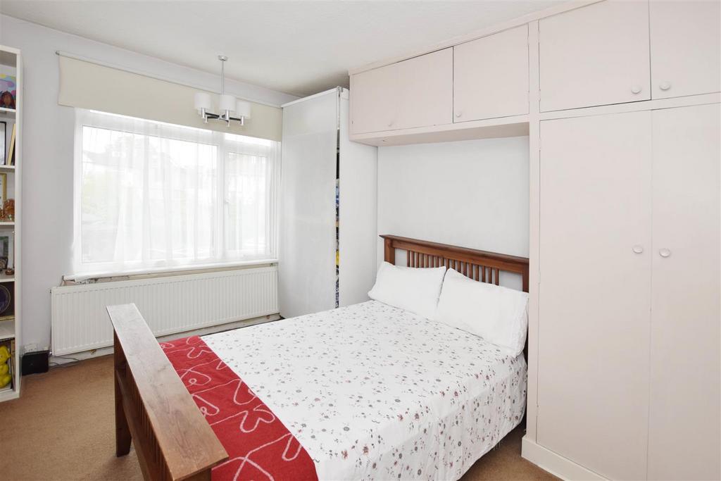 Bedroom 2.jpg