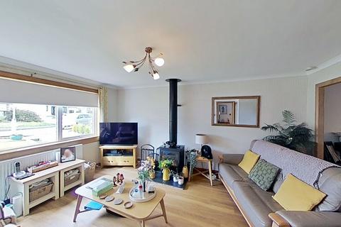 2 bedroom detached bungalow for sale, Moray Court, Auchtertool, KY2