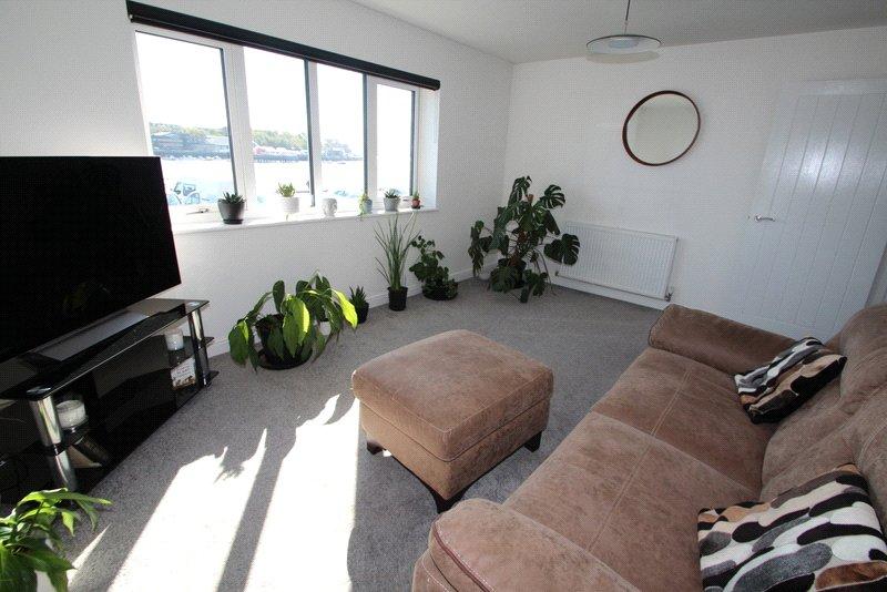 Living Room (2)