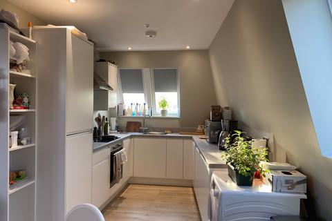 undefined, Fortis Green, London