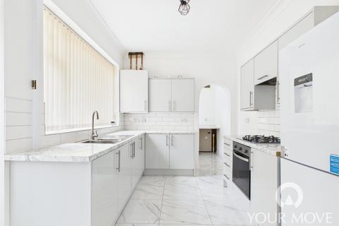 3 bedroom end of terrace house for sale, Earle Street, Cheshire CW1