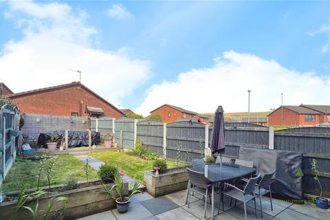 3 Chelsea Close, Shaw, Oldham, OL2 7TL