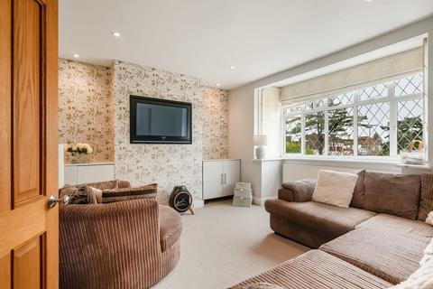6 bedroom detached house for sale, Thorndon Gardens, Epsom, KT19