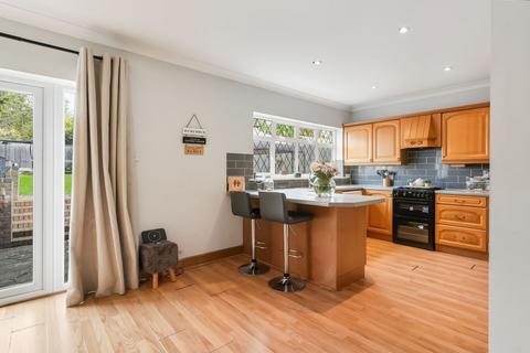 6 bedroom detached house for sale, Thorndon Gardens, Epsom, KT19