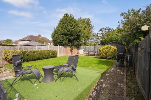 6 bedroom detached house for sale, Thorndon Gardens, Epsom, KT19