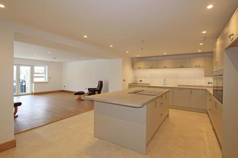 5 bedroom townhouse for sale, Oliver Street, Alderney  GY9
