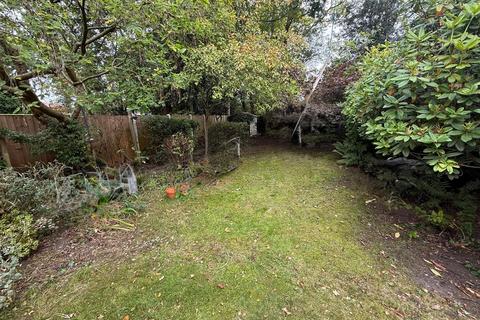 undefined, Featherstone Crescent, Shirley