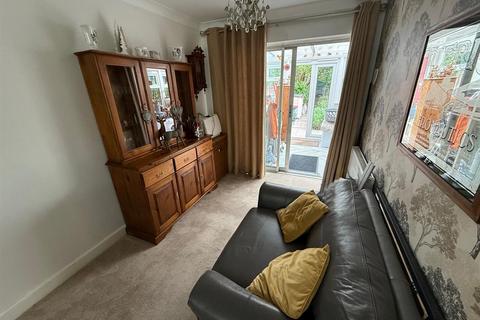 undefined, Featherstone Crescent, Shirley