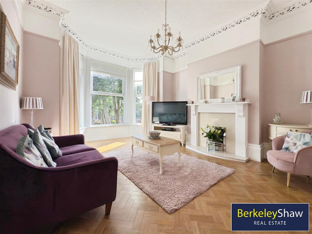 Front Lounge
