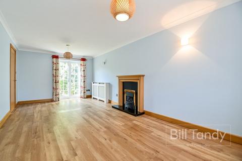 4 bedroom detached house for sale, Cornfield Drive, Lichfield, WS14
