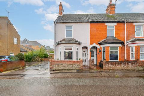 3 bedroom end of terrace house for sale, Sussex Road, Lowestoft