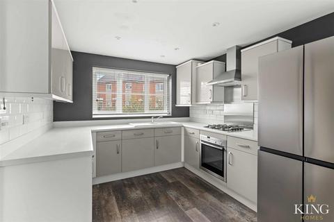 4 bedroom semi-detached house for sale, Bailey Avenue, Meon Vale, Stratford-Upon-Avon