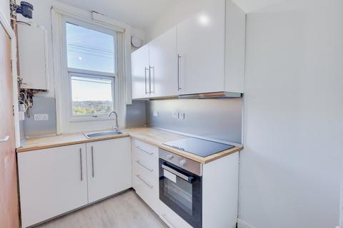 undefined, Ross Terrace, Leeds, West Yorkshire, LS13