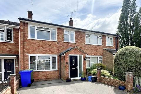Alfonso Close, Aldershot, GU12